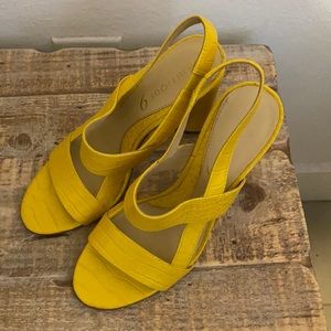 Gently used Boutique 9 “Eileen” heel in size 5.5.